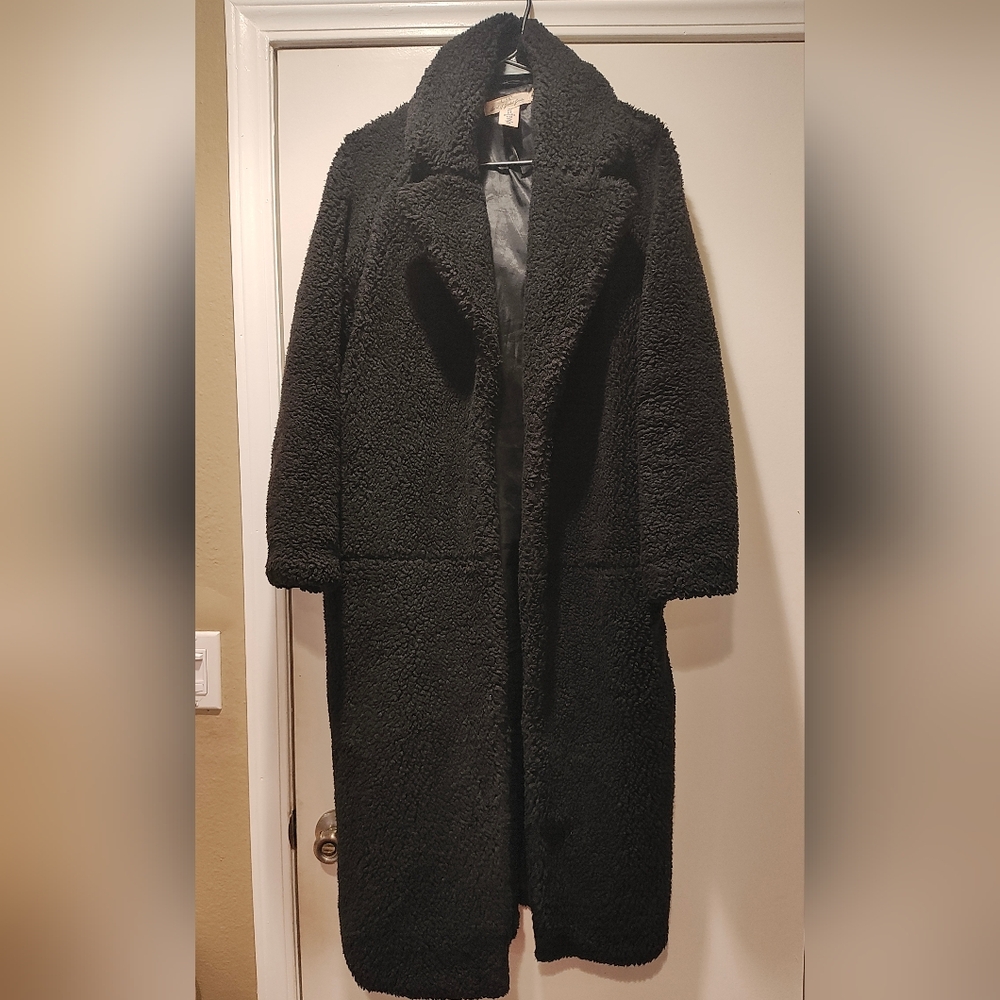 **SOLD**Long Teddy Coat 🧥